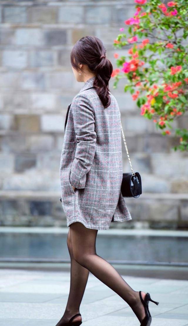 选好时尚袜,充满时尚魅力!_诱惑_黑色_西装