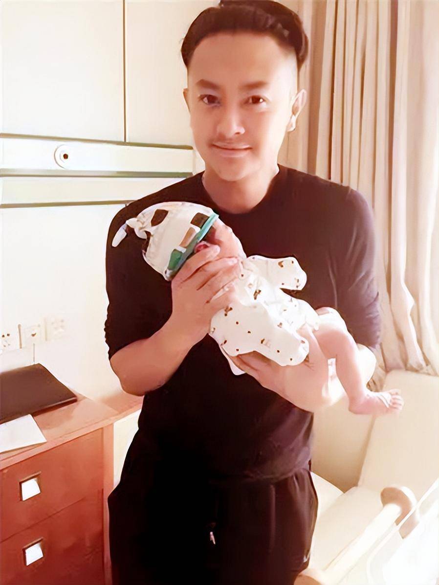 哈琳娜:嫁明星印小天,婚后生一子,如今离婚分道扬镳_父母_因为_朋友