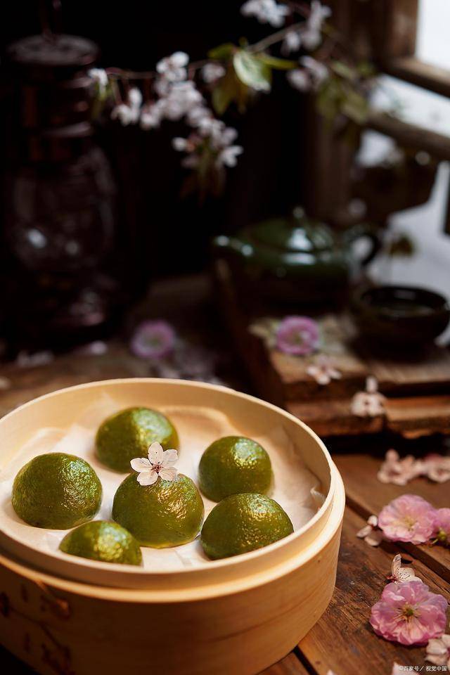 绛色，千年，相思入骨。_林黛玉_意思_红色