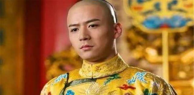 乾隆84岁禅位，不怕成为下一个李渊？你看看他谕旨上写了啥？