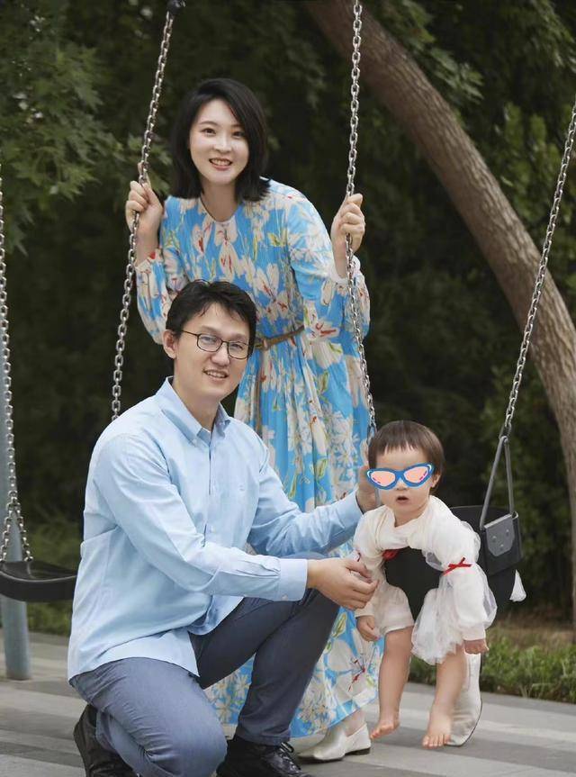 女排运动员魏秋月惠若琪领衔,谁家的宝宝最可爱?_袁灵犀_女儿_排球