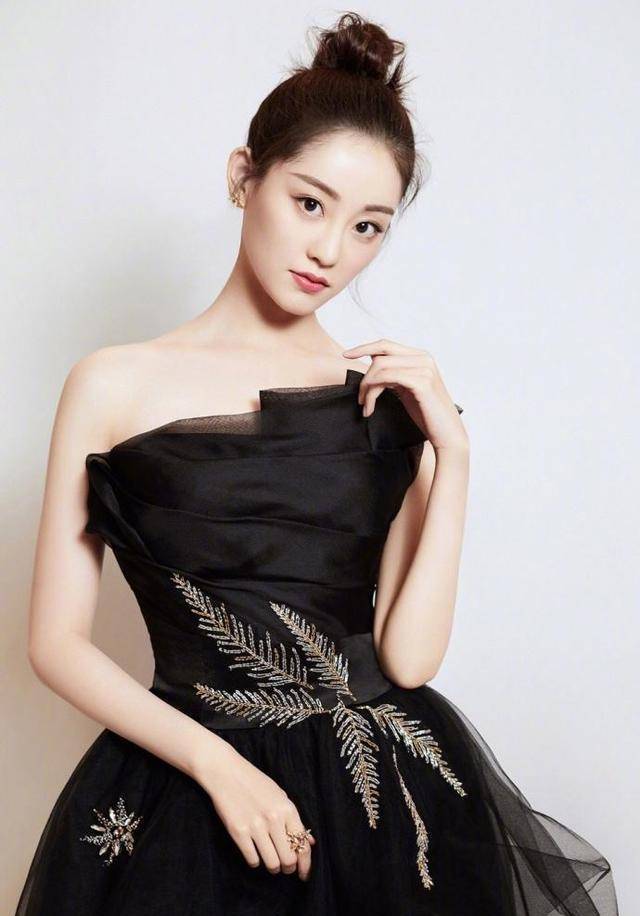 虽然有女主剧拍,但火的概率很小很小,祝绪丹和黄梦莹都是这样的类型