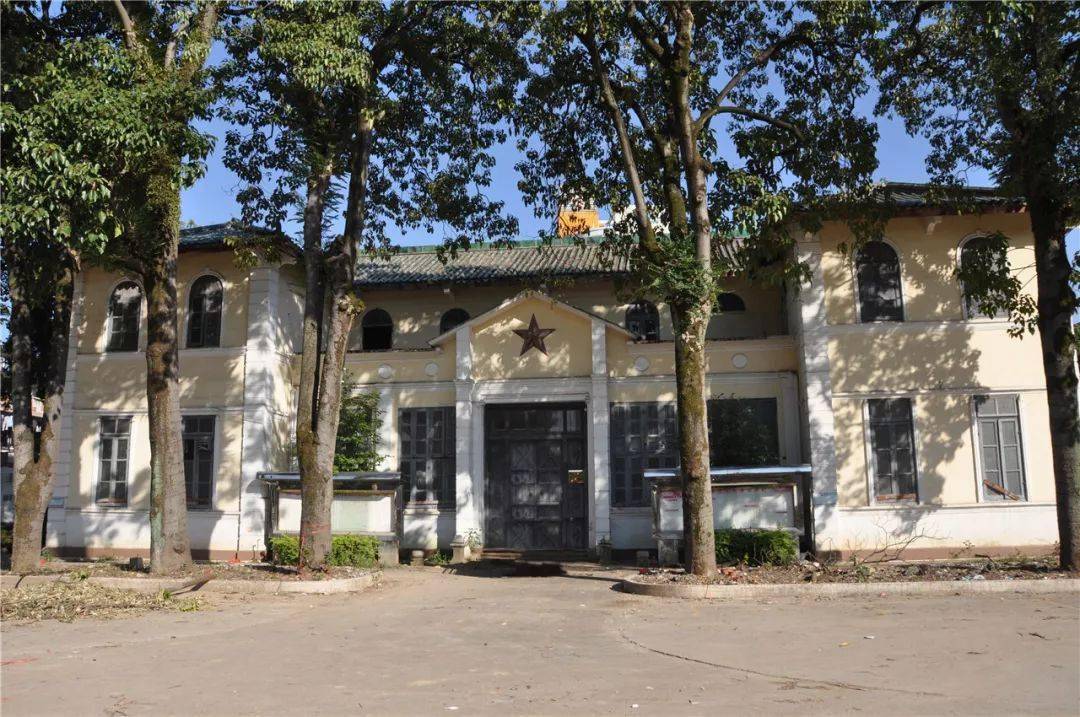 肇庆有一栋"山字楼"建筑._怀集_历史_旧址