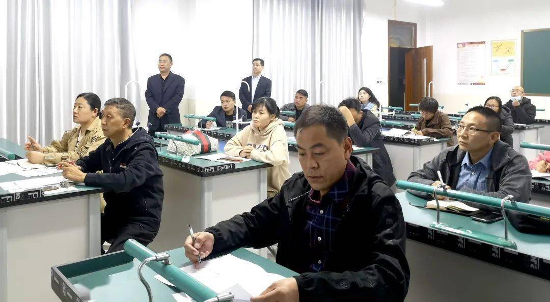 金乡一中组织全体教师召开高考试题研讨会_教学_活动_命题