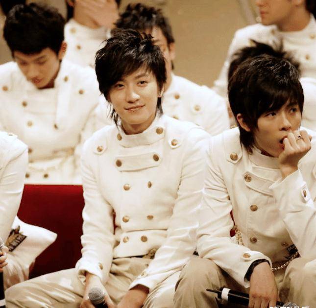 曾被誉为"倾城四少"的明星,两人依旧是顶流,另外两人令人唏嘘_付辛博