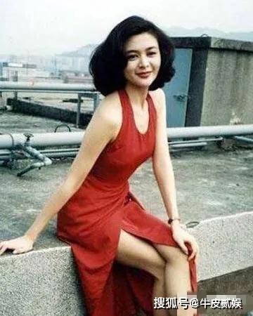 港风妆容穿搭风格_港风女神气质_那些年港片女神的风采