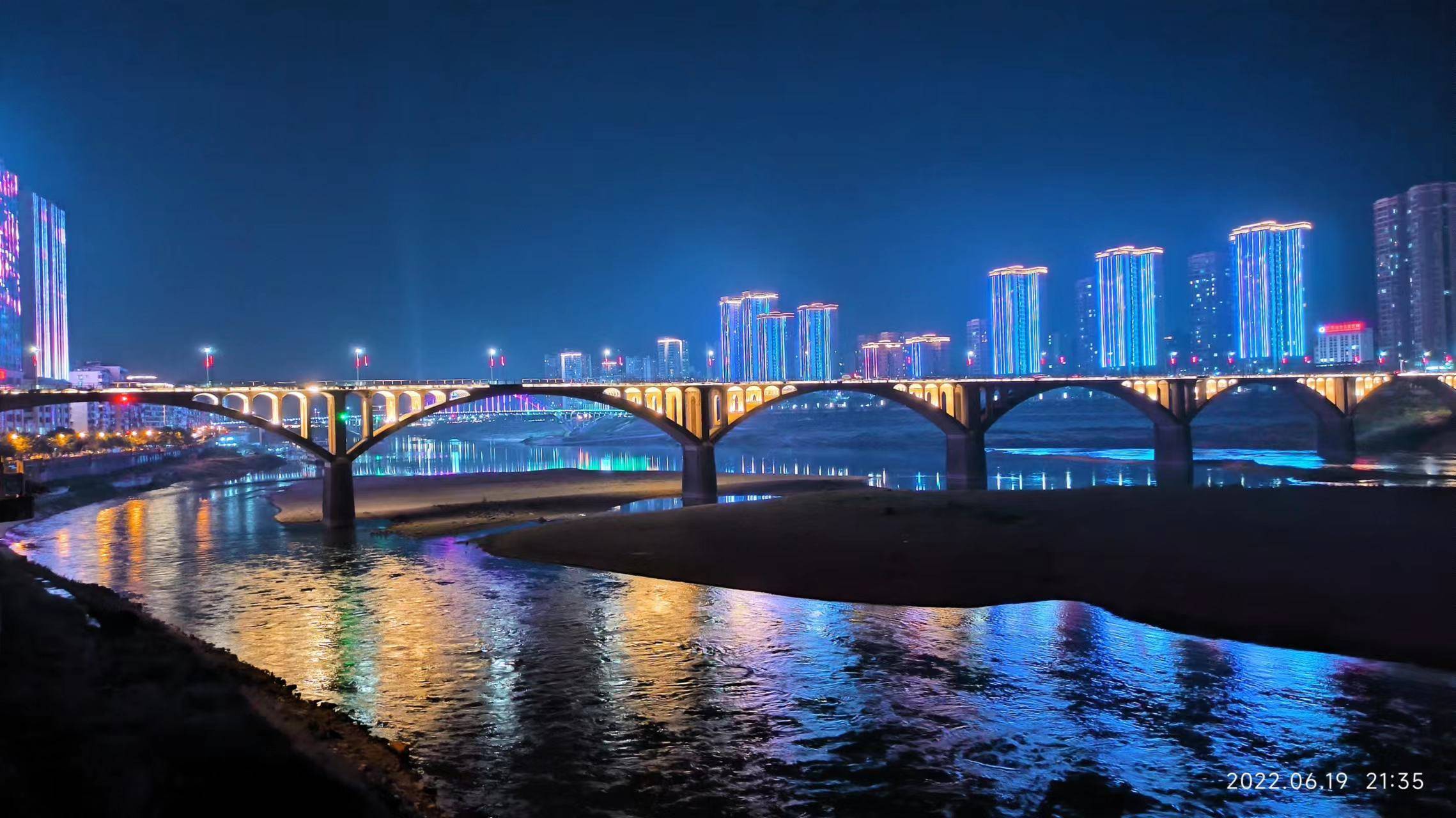 渠县第六学校:学宪法讲宪法,争做"宪法小卫士"_青少年_教育部_校园