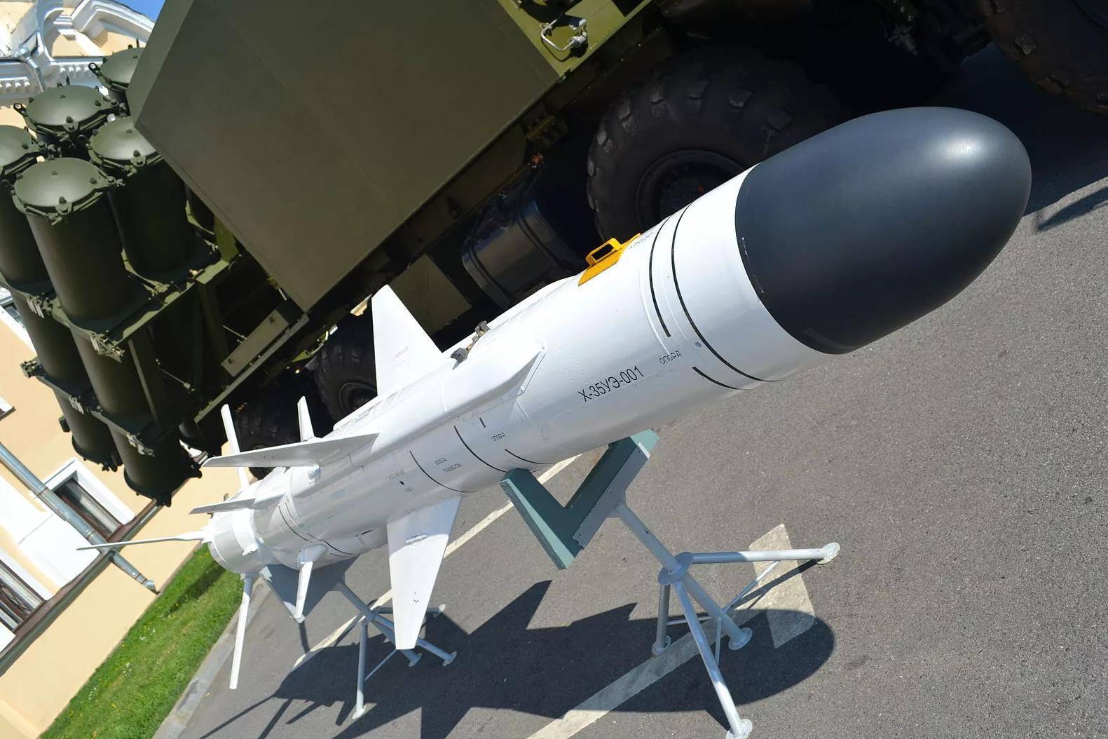 天王星反舰导弹,具有压水花特技,俄海军强大利器之一!