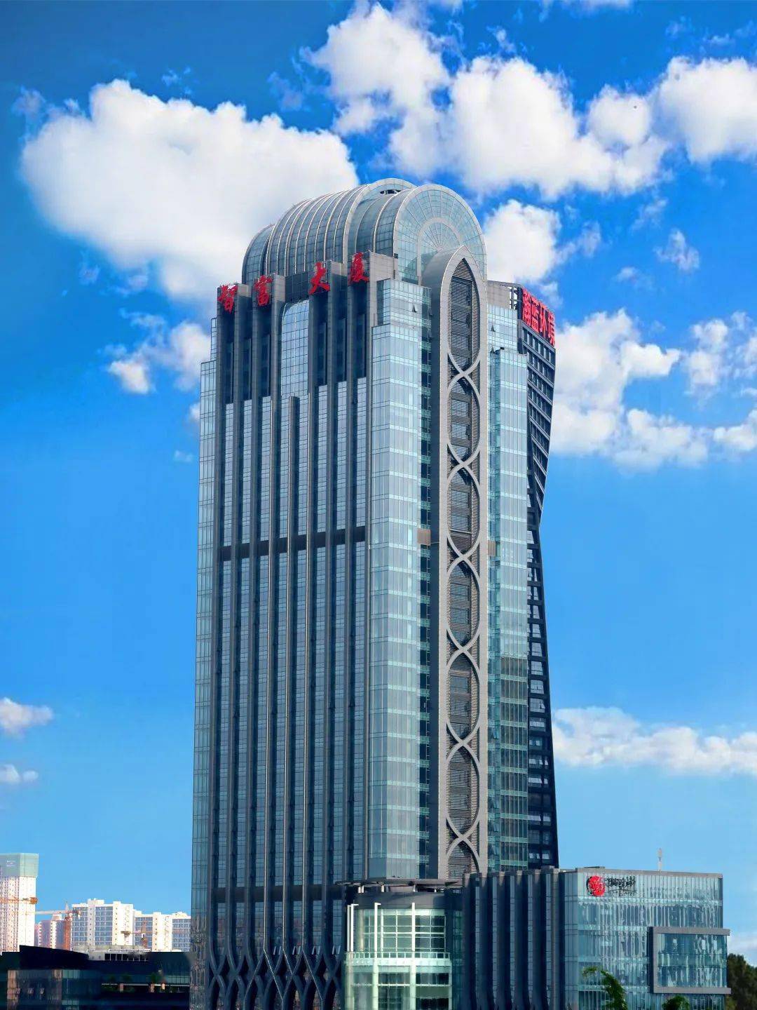 佛山迎来首位粤港澳大湾区律师!