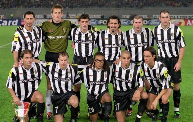 从尤文弃将到曼联功勋,绿茵常青树大起大落,37岁时还能拯救c罗_范德萨