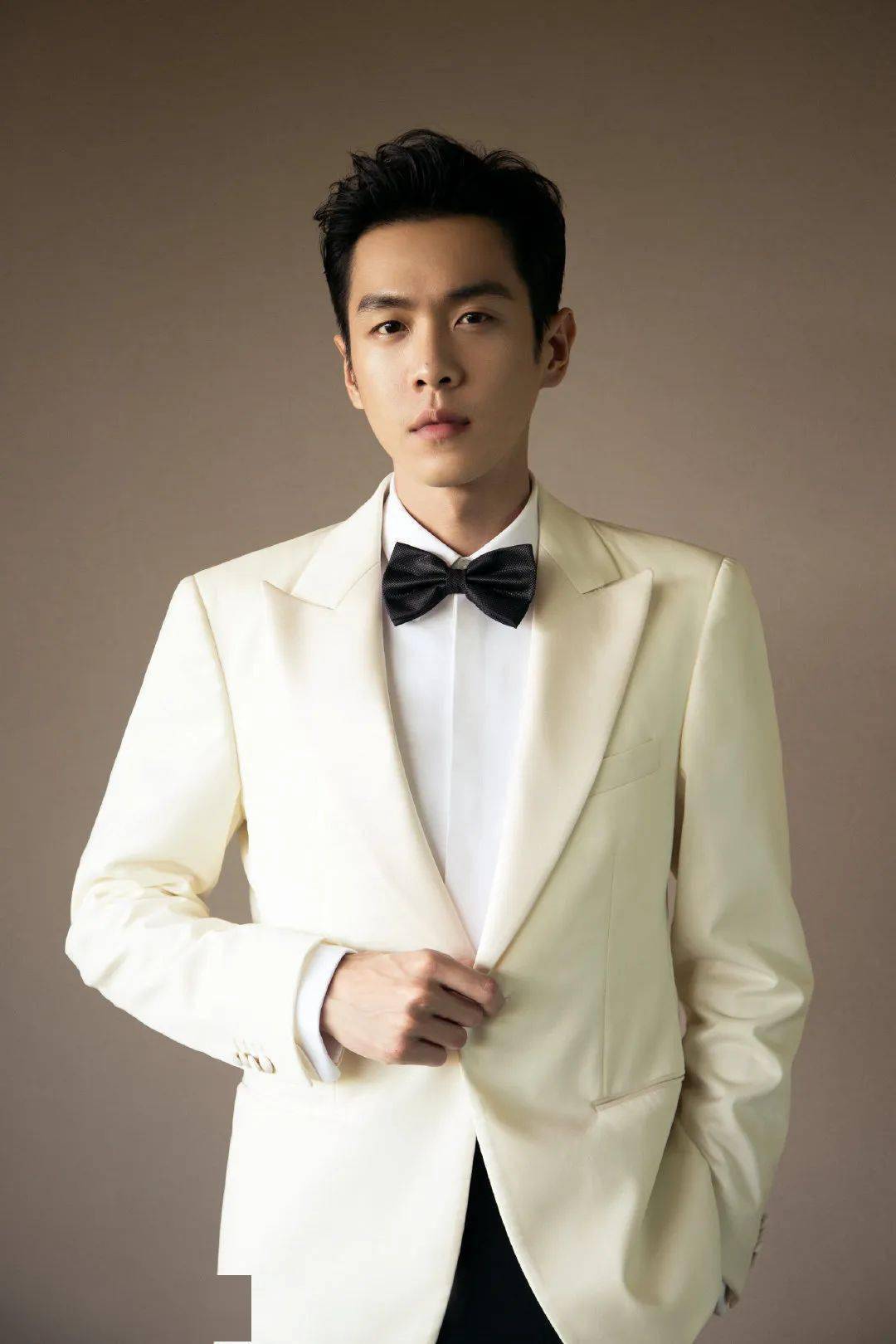 王一博电影资源?张若昀男频吉祥物?范丞丞新剧确定?陈瑶新东家?