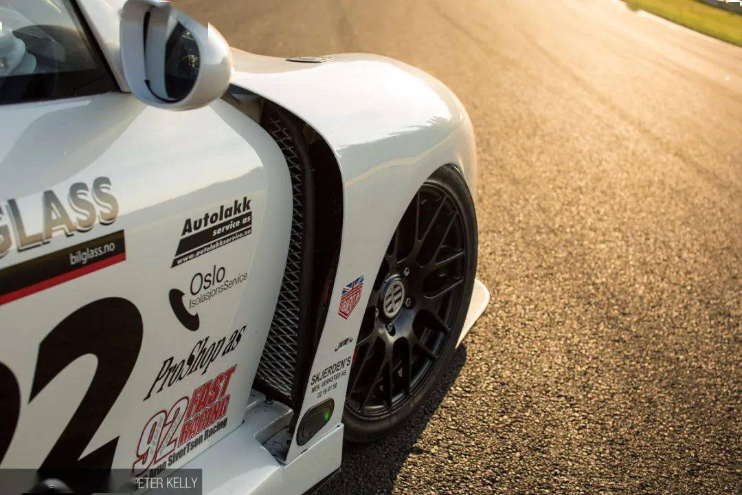 986 Racing Number 这台 5.0 V8 引擎的 986 Boxster 的赛道猛兽,又很像 997 GT3 Cup_搜狐汽车_搜狐网