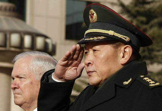 中越战争他只是副军级,却率部8天打到河内,回国升上将官至部长_梁光烈