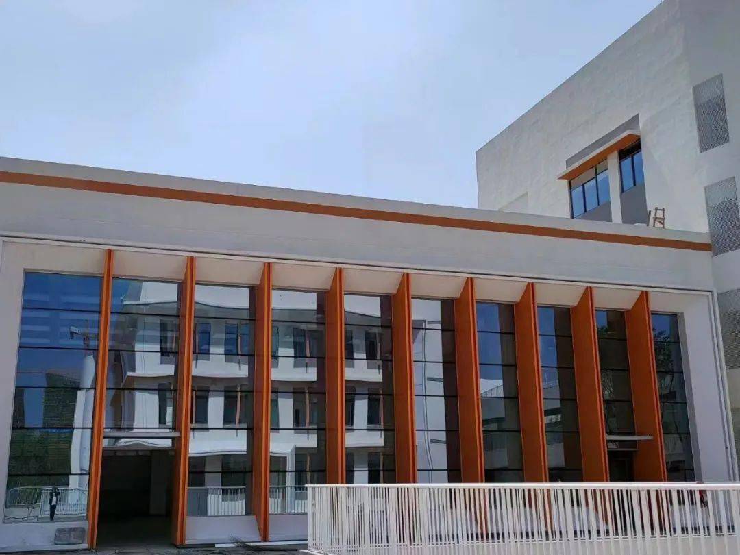 资阳临空经济区雁溪湖公园最新进展来了!_小学_篮球场_建筑