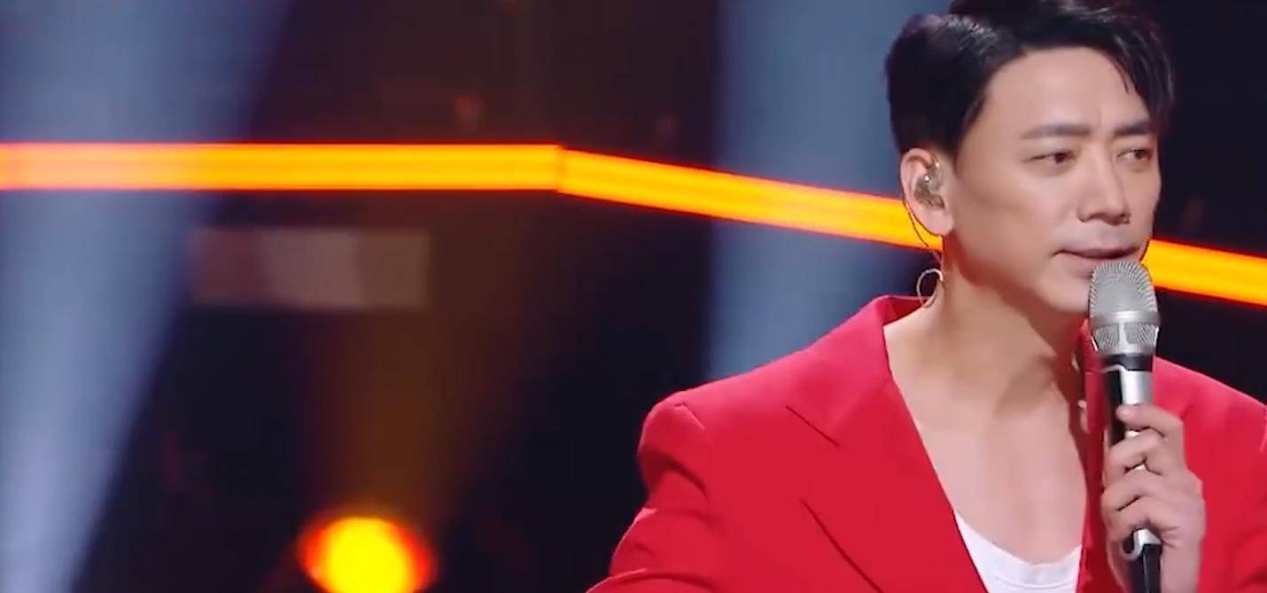 唐艺:某音一姐登台演唱被批,网友质疑唱歌靠吼,她真的没实力吗_唐毅