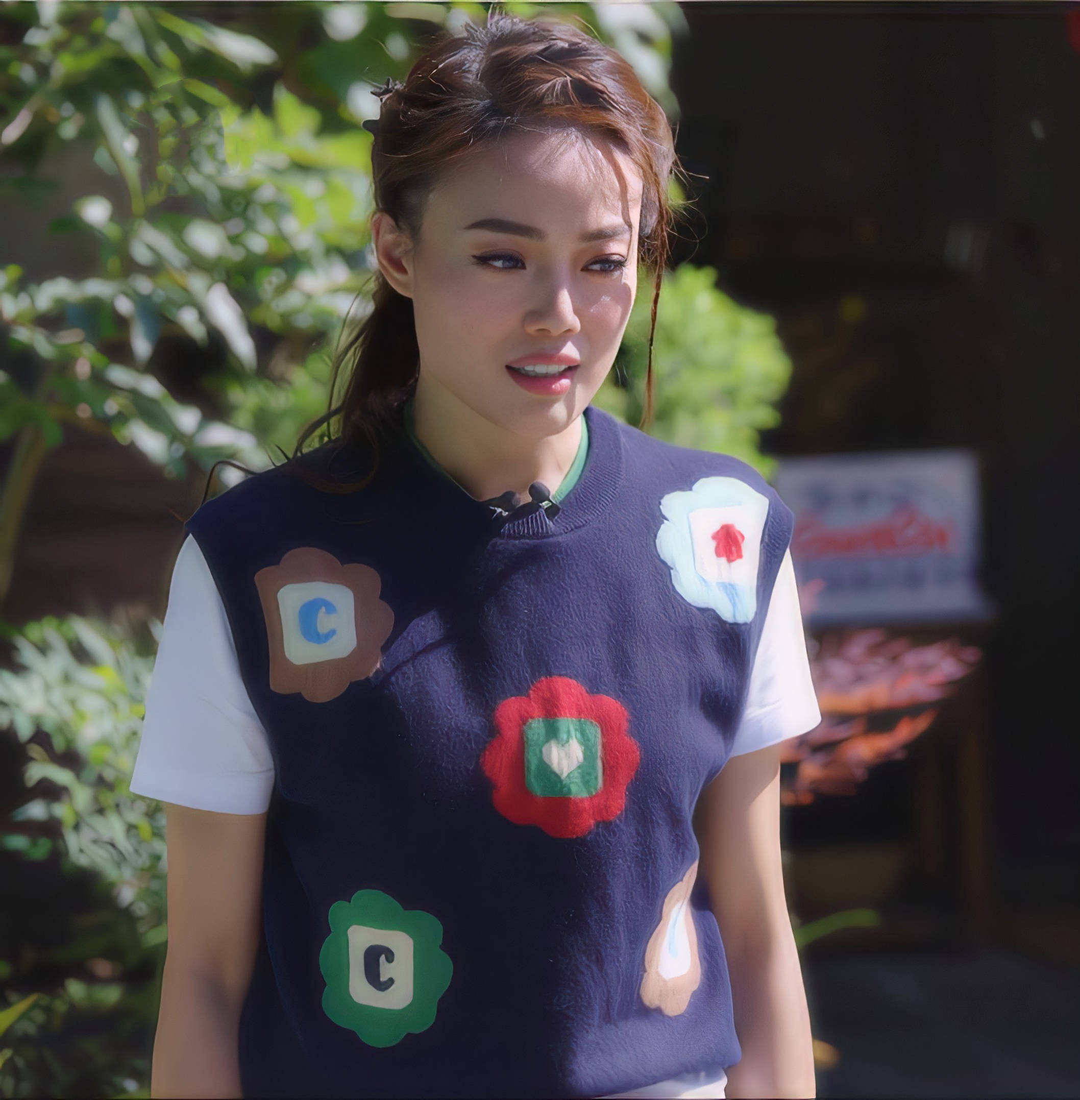 容祖儿综艺穿搭超好学_花朵_系列_元气