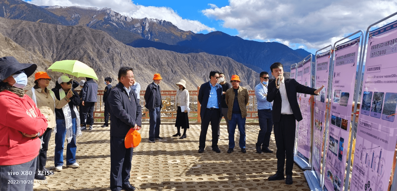 得荣县委副书记,县长廖大洪,县委常委,副县长缪荣,县市场监管局,县农