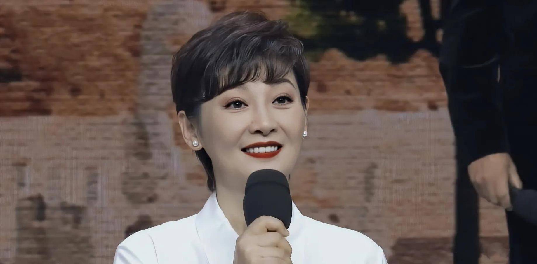 20岁的徐帆有多美,冯小刚直言高攀不上_合作_葛优_电影