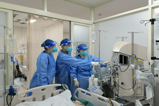 吉大一院急诊科成功完成全院首例抢救室床旁血滤治疗_患者_家属_护理