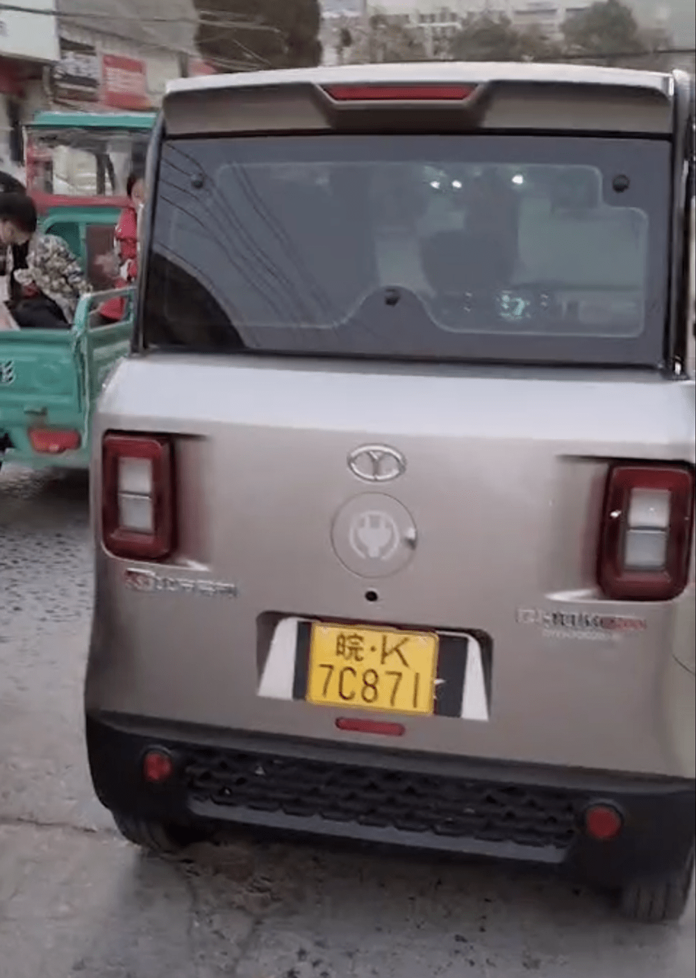 大阳巧客e200热销交货,上牌无忧.