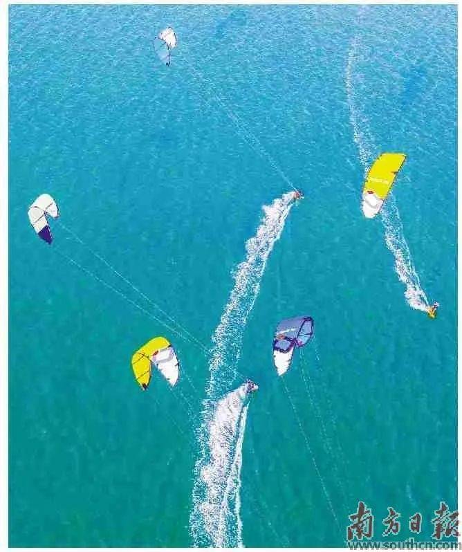 开赛！风筝帆板海上起舞..._比赛_湛江_江门