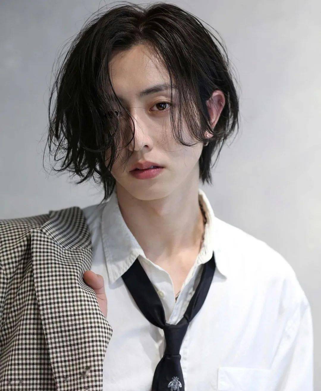 长发男帅