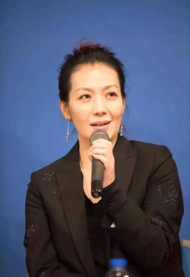 卢芳:与胡军风雨23年,刘嘉玲是夫妻俩"救星",能生儿子都靠她_话剧