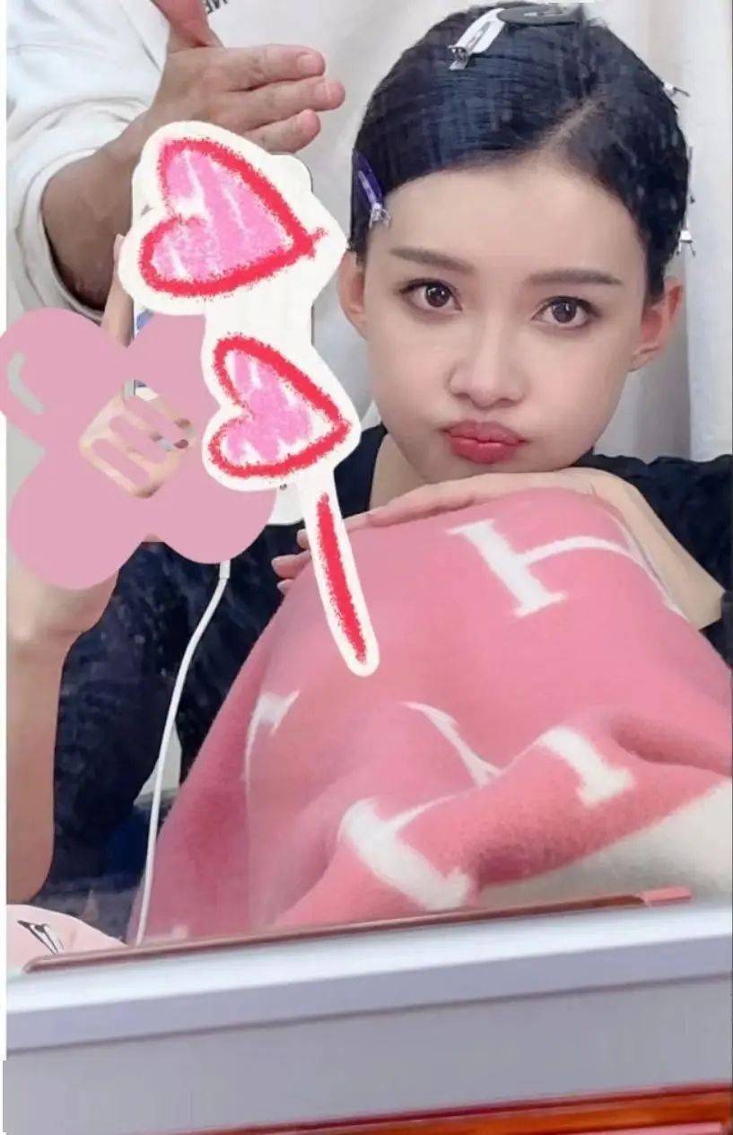5岁大福软萌可爱个头高,颜值酷似妈_董子健_网友_时间