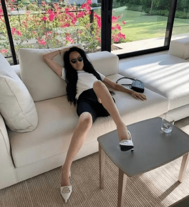 也只有她hold住_王薇薇_伊万·莱萨切克_照片