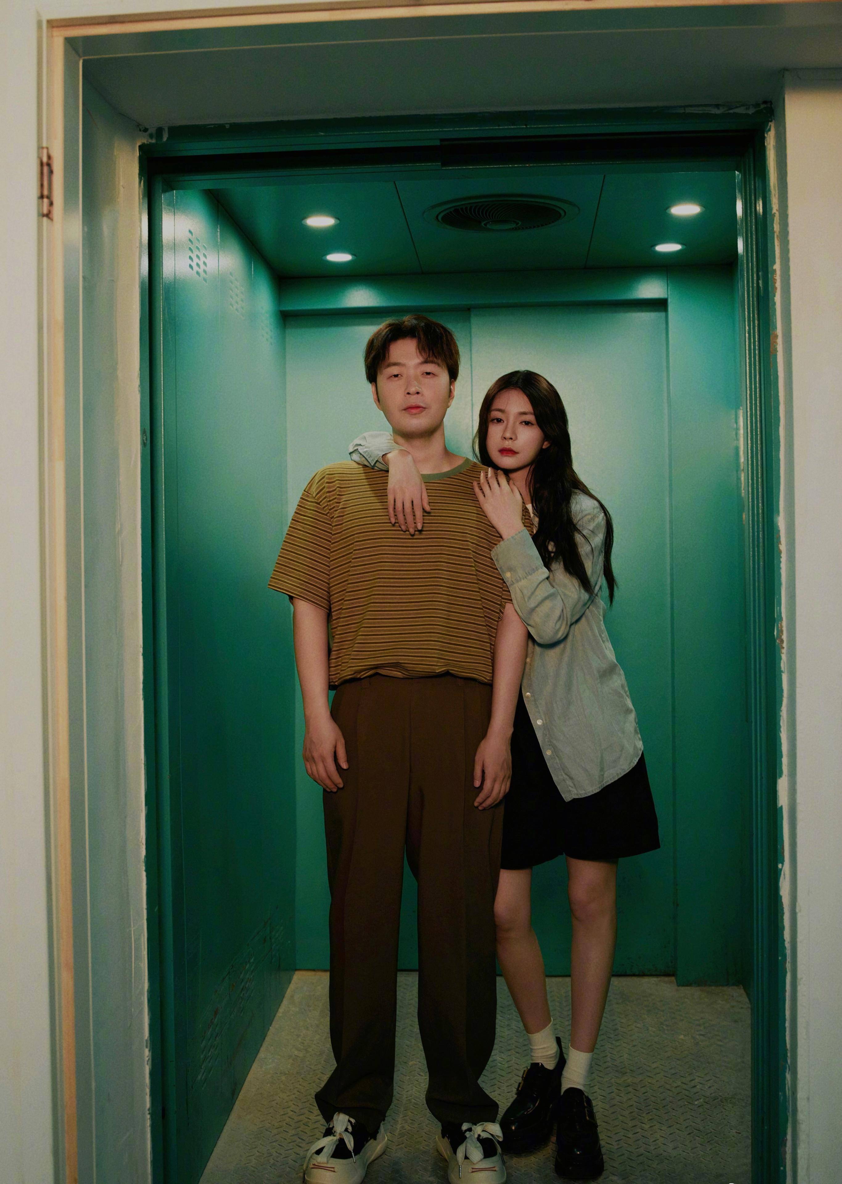 沈梦辰卡点为老公庆生,晒杜海涛暴瘦近照,十指紧扣秀恩爱_婚礼_漂亮