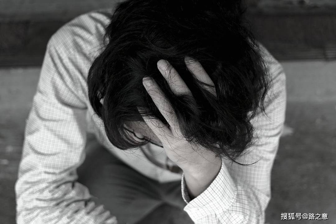 懦弱男子草率再婚,婚后被妻子暴力对待10年,最终导致一场悲剧!