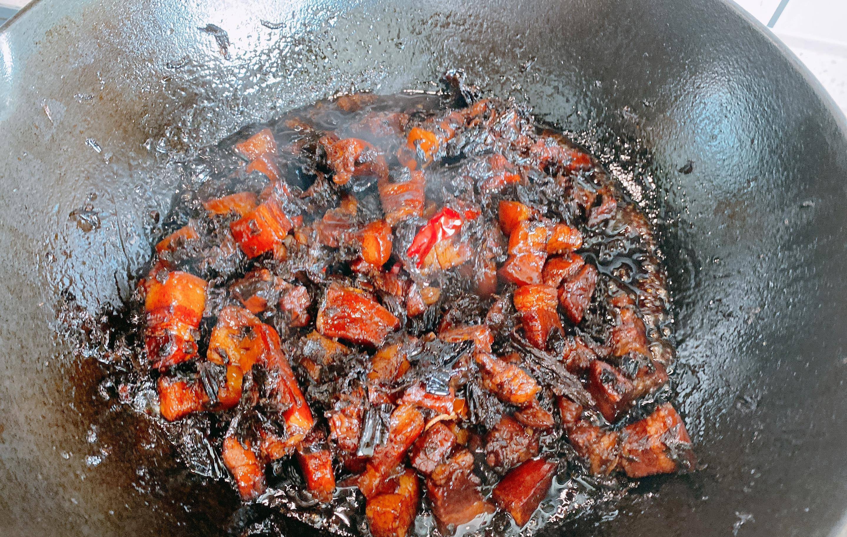 梅干菜烧五花肉的做法窍门分享给你，别错过哦！ | 说明书网