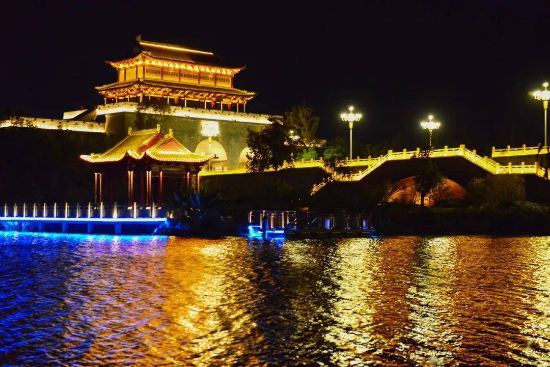 王绪岩/摄醉美北湖夜 王绪岩/摄醉美北湖夜 王绪岩/摄来源:滁州广播