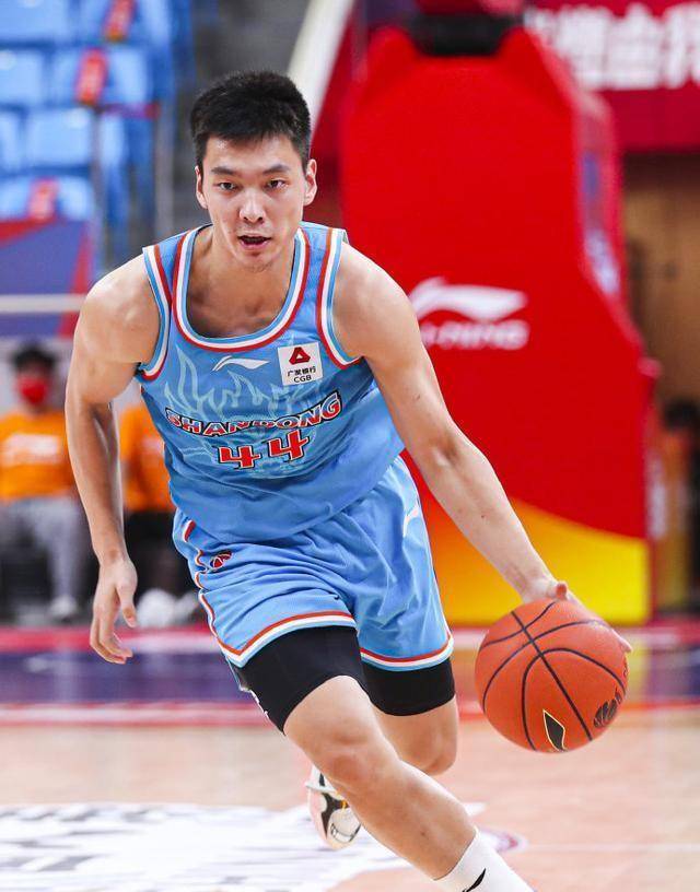 打浙江7中1,打广东8中1,王晗是时候下狠手了,把他摁冷板凳上吧_陈培东