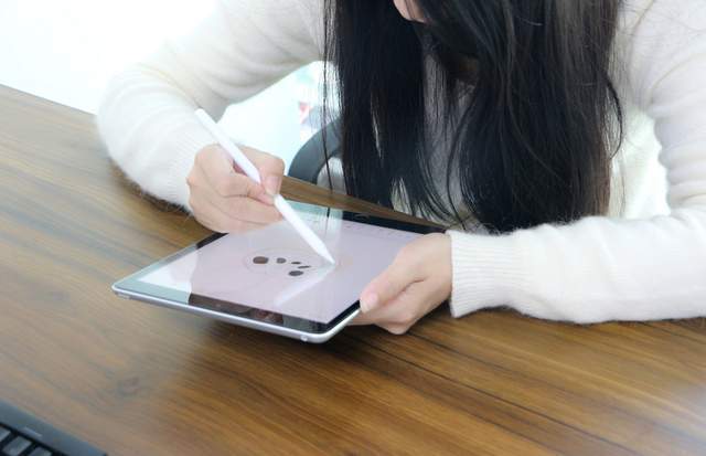 完美平替苹果Pencil,用它备忘录照样画出名作!南卡Pencil评测
