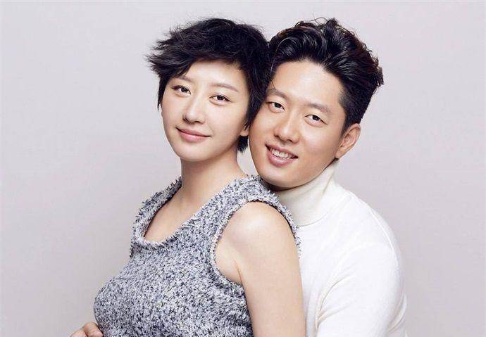 姚晨凌潇肃十一年感情换来人生过客,爱情走向婚姻,没能经受岁月