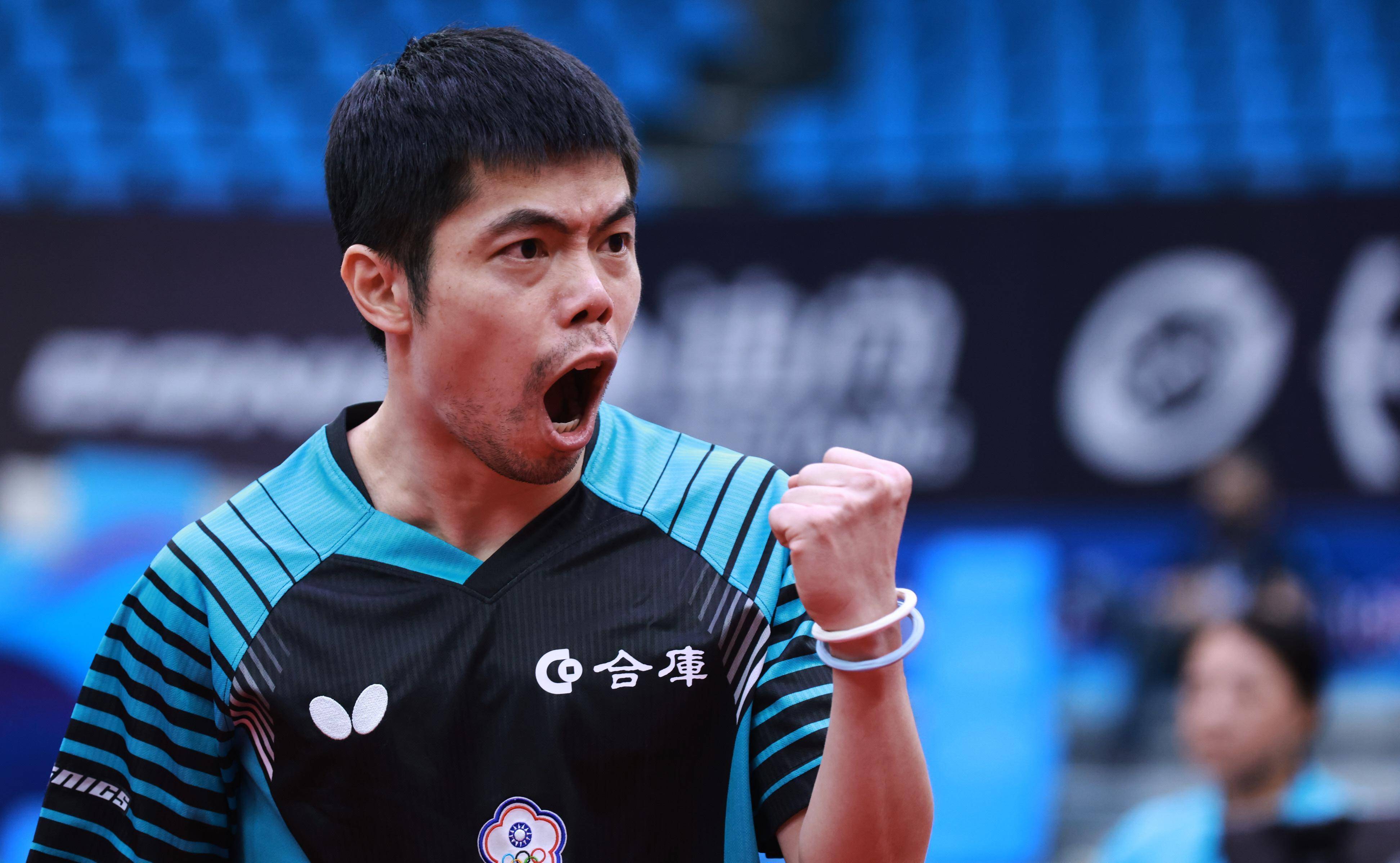 男乒小组赛首轮:39岁庄智渊落败,郑荣植黄镇廷轻松取胜_福德_卡尔