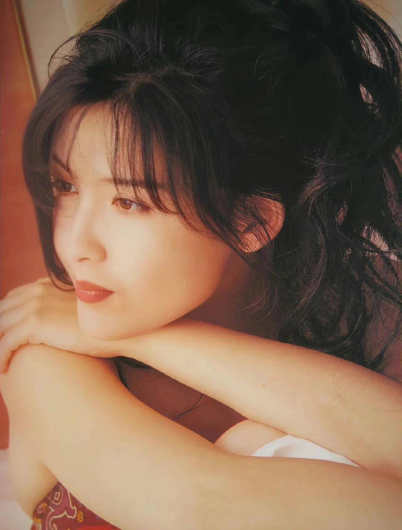 留在光影中的周慧敏,回忆在你的歌声里,沉浸在你的容颜里_照片_不知道