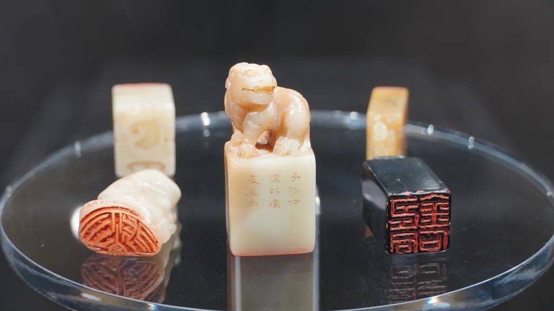 了解中国篆刻艺术发展 一展看尽先秦至明清的古代印章记_展览_望野_形制