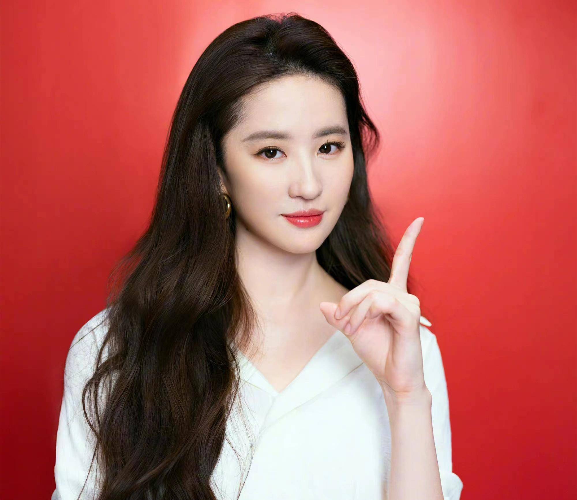 85花女演员咖位排行榜:赵丽颖仅列第三梯队,冠军一骑绝尘_作品_杨幂