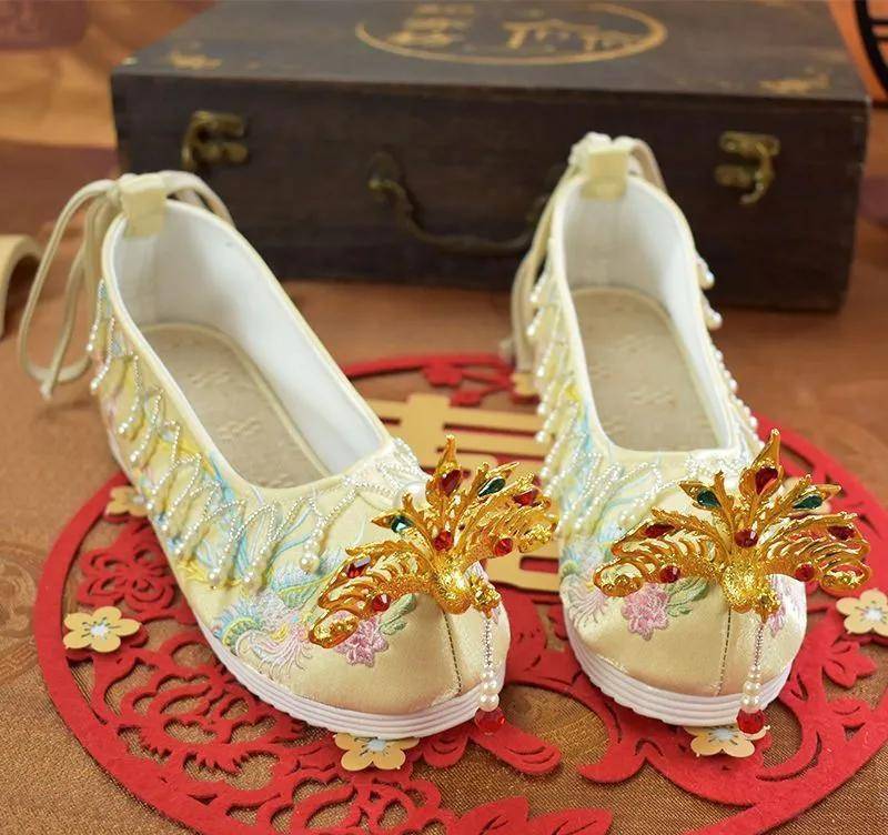 十二星座古风秀禾婚鞋,双鱼座浪漫,天秤座完美_颜色_天蝎座_卡片