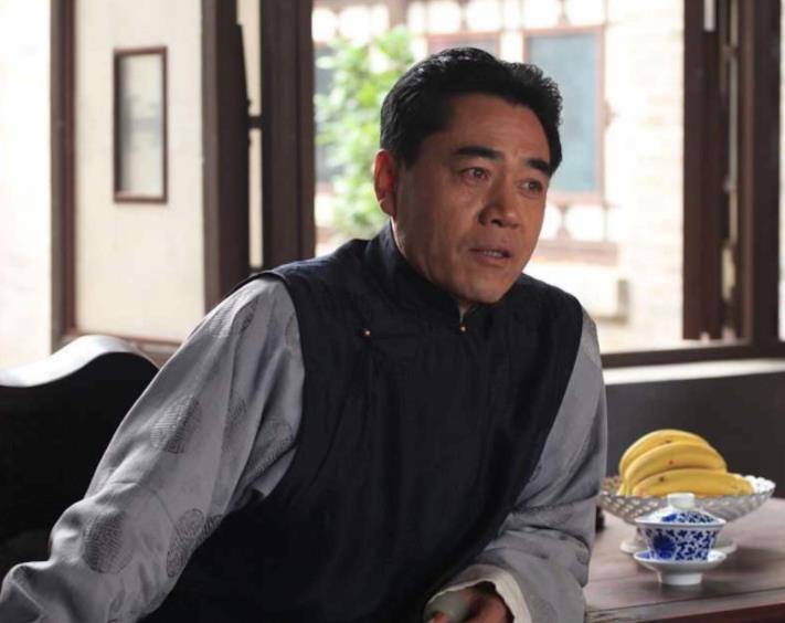 陈宝国隐藏多年的妻子,原来是《京华烟云》里的她,难怪不愿公开