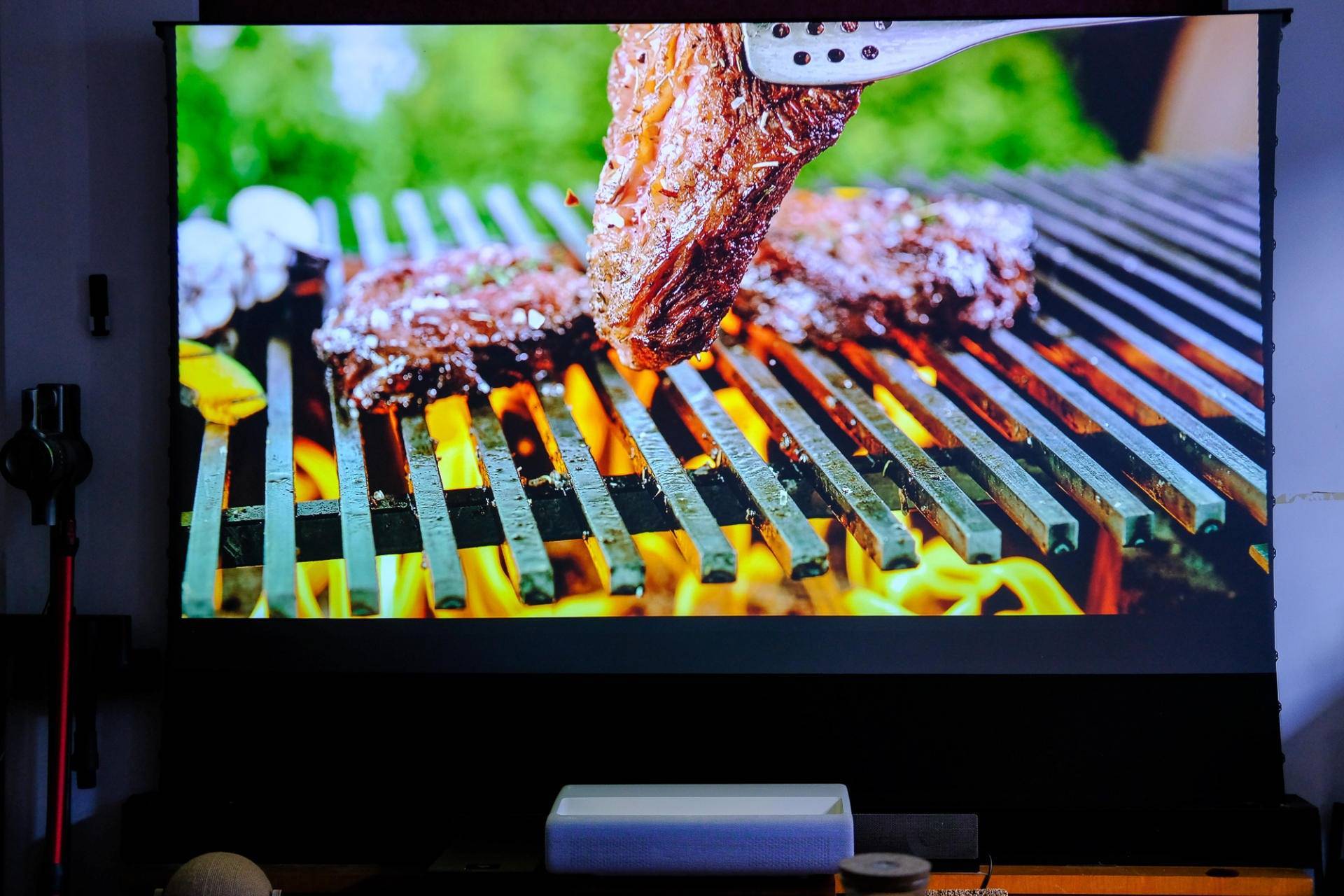 近3万元的激光电视是什么体验？三星LSP7T激光电视测评