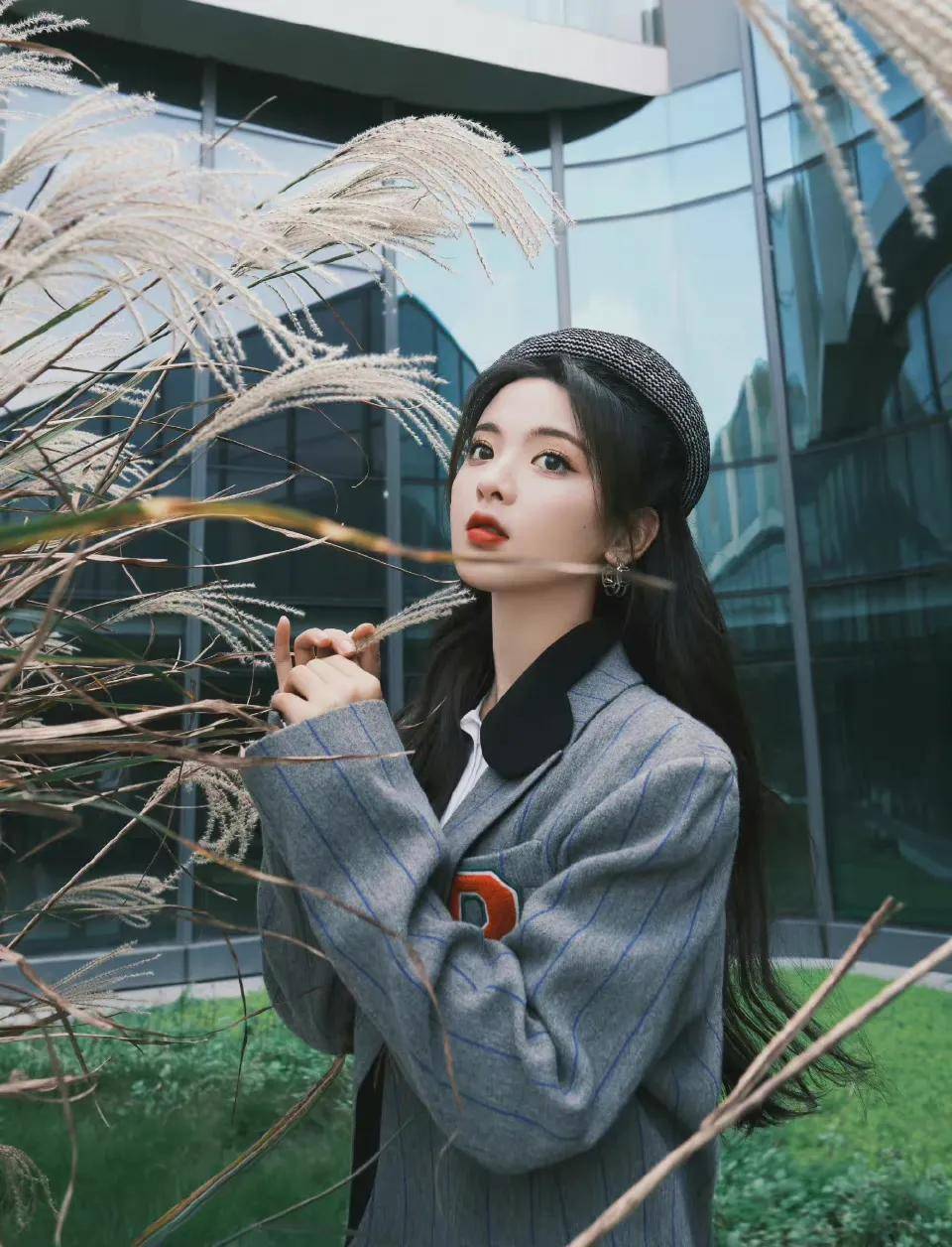 蔡徐坤,杨超越,刘惜君,into1,时代少年团,name_造型_刘雨昕_女明星