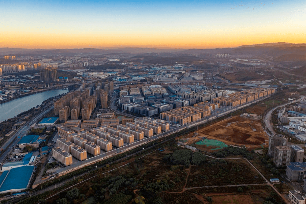 奥斯迪(昆明)电子商务交易产业园坚守初心 云南优秀民营企业在行动