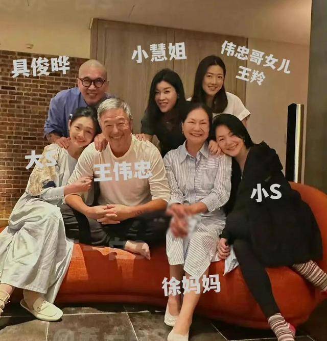 小S承认大S怀孕，称姐姐永久不会重生，夫妻俩如今很幸福