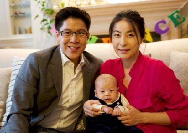 "不是郭晶晶嫁对了人,是霍启刚娶对了老婆!"_霍家_豪门_老公