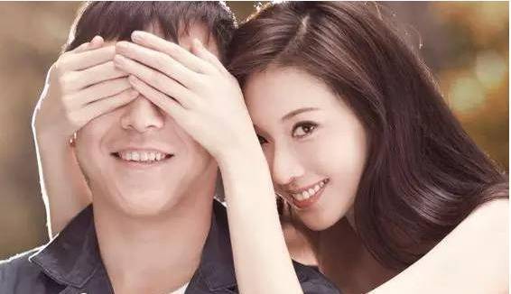 46岁黄渤老婆照片流出,原是熟悉的她,怪不得"看不上"林志玲_小欧_妻子