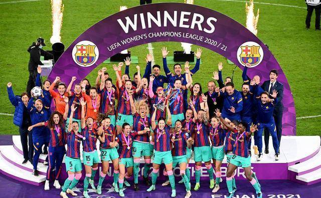 巴萨女足简介:52年前凭空出世如今已成女足世界顶尖强队_女队_比赛