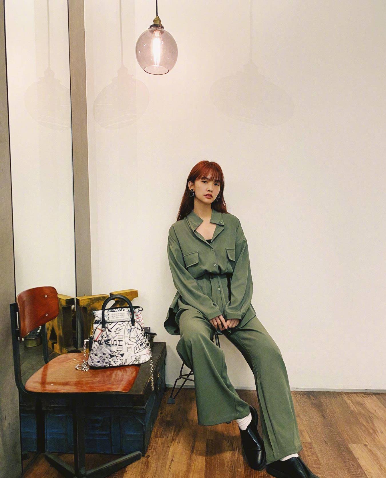 杨丞琳出道20年的少女秘诀,竟是靠穿搭,小个子女生赶快借鉴_款式_时尚